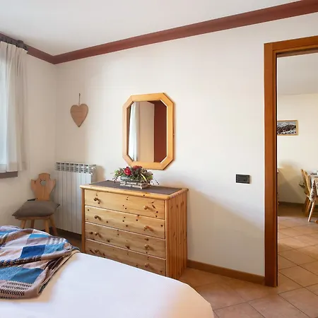 Primula 5 Apartman Valfurva